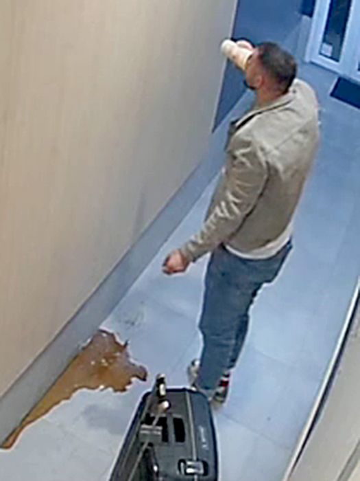 Culiță Sterp nu lasă nimic în pahar (Foto: captură)