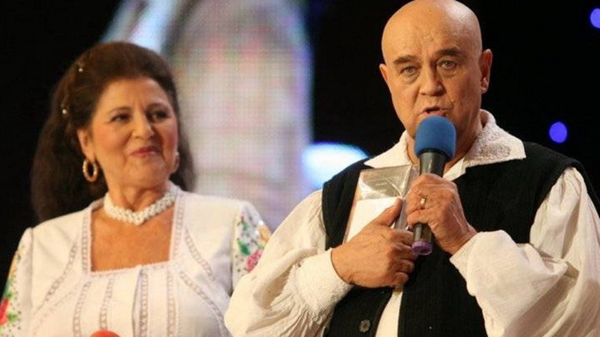 Irina Loghin, desfiintata de Benone Sinulescu! Cantaretul s-a revoltat total impotriva ei: "Nu este cu fusta scurta..."
