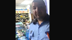 VIDEO. Polițist din Craiova, fără mască de protecție în magazin. Cu cât a fost amendat omul legii