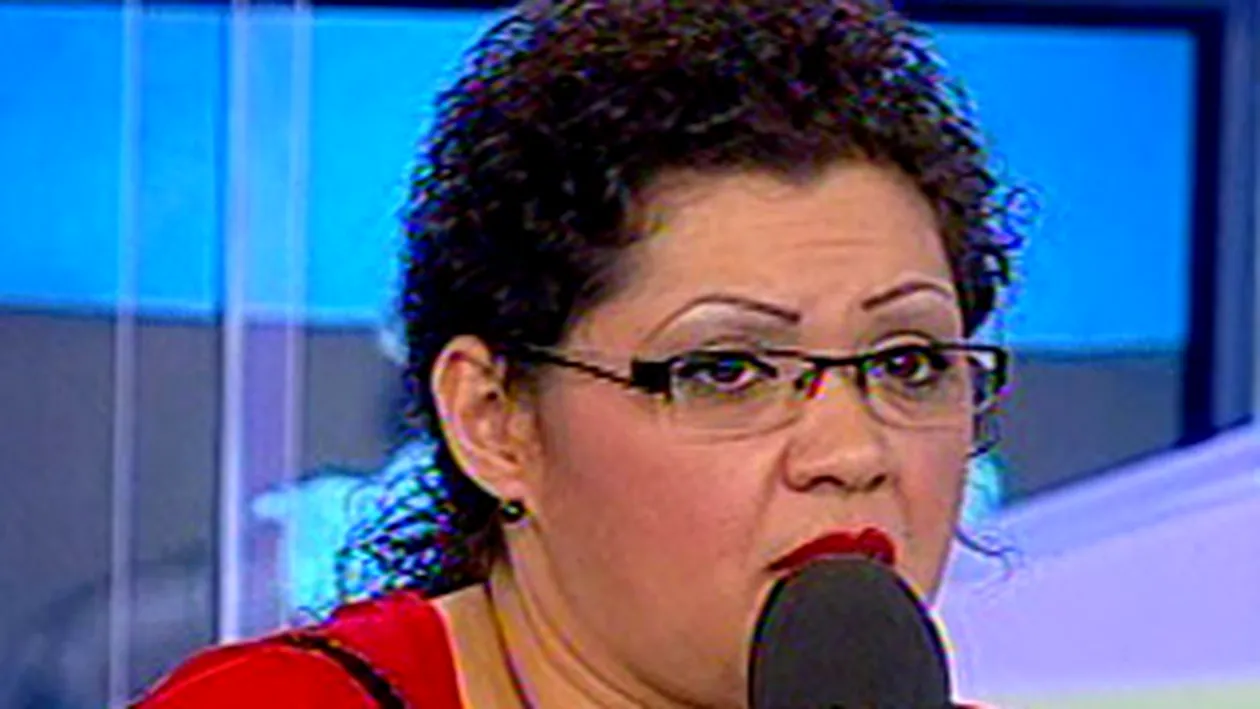 Atac frontal al Minodorei catre Ioana Tufaru: Cand apari in chiloti si sutien la tv iti trebuie caracter?