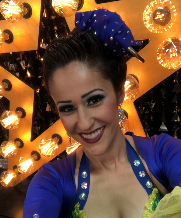 Cine e Luana Cayres, de fapt, concurenta iUmor care a dansat samba atârnată de păr, la Antena 1. VIDEO