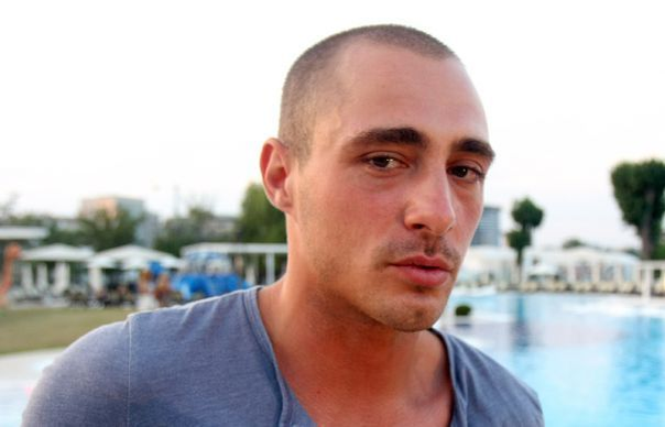 Drăghia este foarte atent cu bebeluşul lui