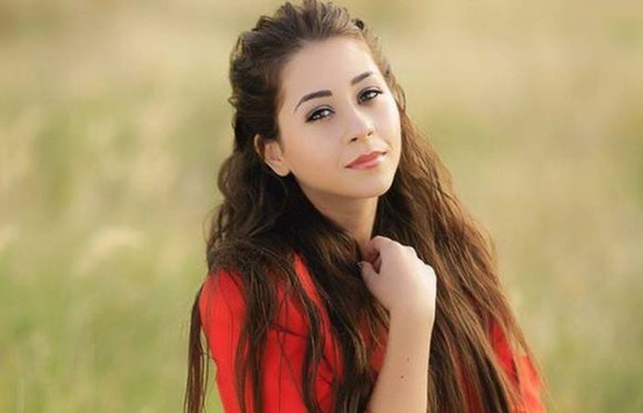 Nicole Cherry este o cântăreaţă apreciată în România