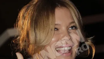 Ce urat! Care sunt vedetele cu... gusa?