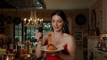 Pasta Queen ne învață să facem Spaghetti alla Puttanesca. Adevărate, fără vrăjeală, ca-n Napoli, noaptea târziu