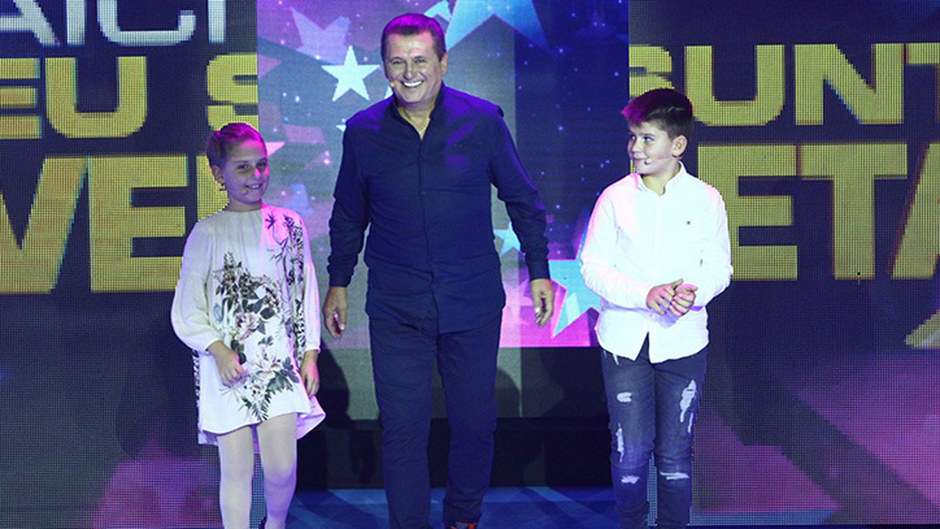 Nea Mărin, alături de nepoţii săi într-un show de televiziune! Ce au dezvăluit cei mici despre bunicul lor