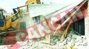 Targul traian din Brasov, distrus cu buldozerul