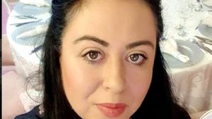 Oana Roman, răpusă de durere după anunțul morții: "Azi a plecat dintre noi..."