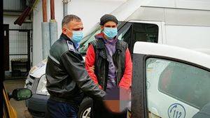 Bătrân tâlhărit de un tânăr de 20 de ani. Tupeu fără margini: i-a furat în două rânduri banii
