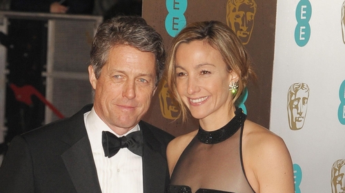 Soţia actorului Hugh Grant a fost răpită în Paris!