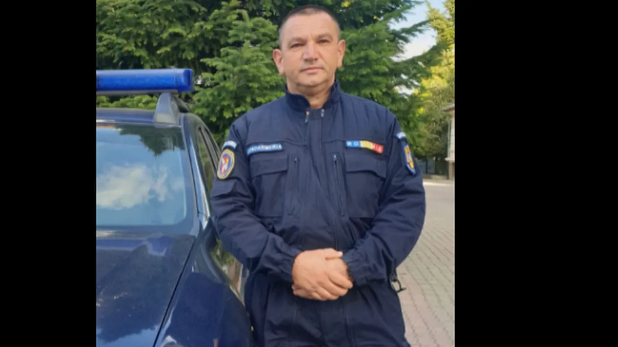 El este polițistul-erou care a salvat trei oameni dintr-un autoturism cuprins de flăcări! Marian se afla în timpul liber, dar a intervenit imediat