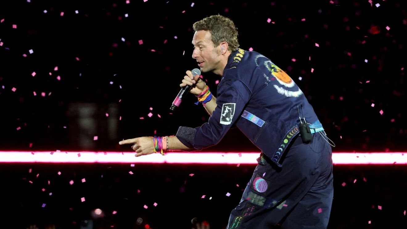 Anunțul făcut de Coldplay, după ce CEO-ul unei mari companii a fost surprins cu amanta la concertul trupei
