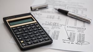 Ce se va întâmpla cu taxele din România lunile viitoare