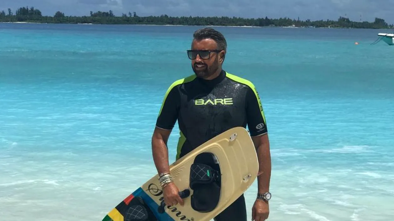 Cătălin Botezatu, vacanță în cel mai eco resort din Maldive! A înotat printre corali cu țestoase și pești colorați