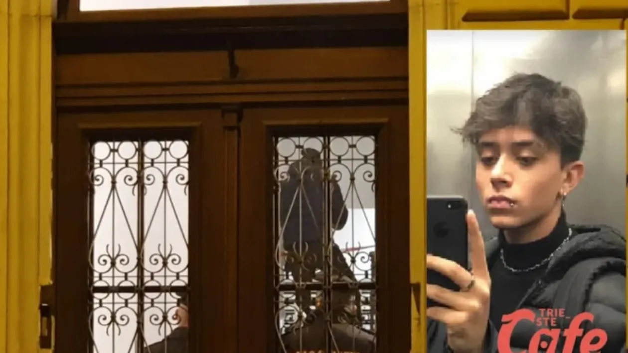 Robert a sfârșit strangulat cu un șiret, din gelozie. Tânărul în vârstă de 17 ani a fost ucis chiar de prietenul său