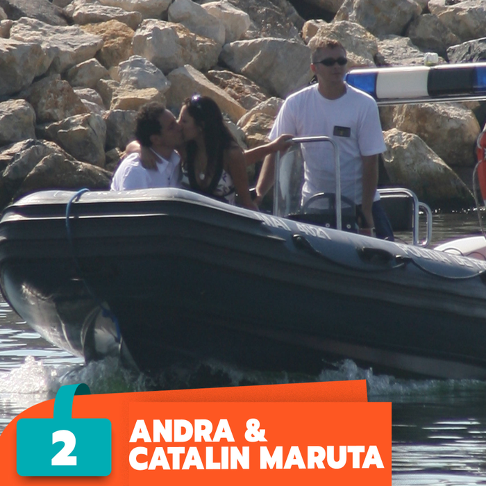 Top 30 vedete care se sărută pasional, pe plajă și în mare. Ele sunt „bunăciunile” care s-au „dezbrăcat” de orice inhibiție!