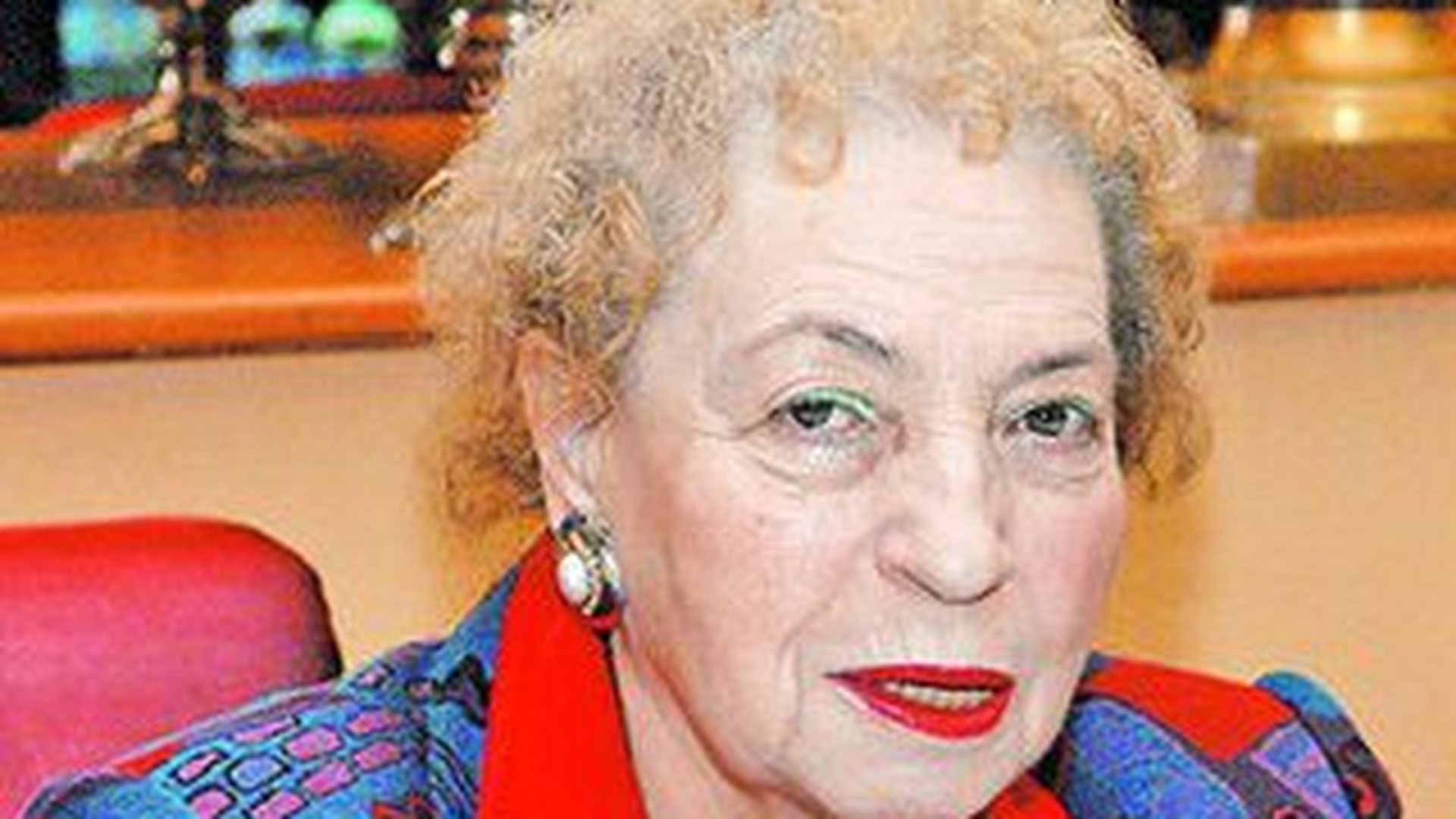 Paula Iacob, de urgenta la spital. Un detinut furios a incercat sa-si faca dreptate cu pumnul si a ranit-o: "Politistii l-au lovit in cap ca sa-l linisteasca"