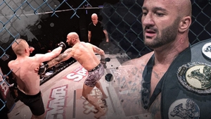 Un român cunoscut în Anglia e suspectat că a mituit un adversar ca să câștige un meci de gală. Avem și ”proba” care l-ar incrimina!