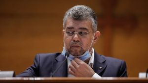 Marcel Ciolacu, suspect din nou că s-a infectat cu noul coronavirus! S-a întâmplat după o întâlnire a pesediștilor în Deltă