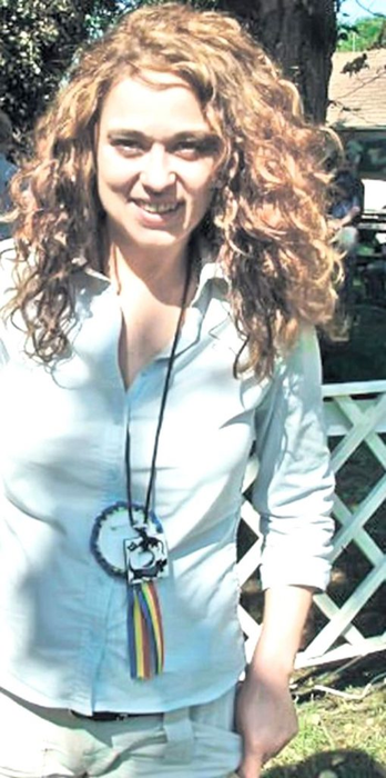 Sora Oliviei Steer a murit la doar 38 de ani. Boala cumplită care a răpus-o pe Lavinia