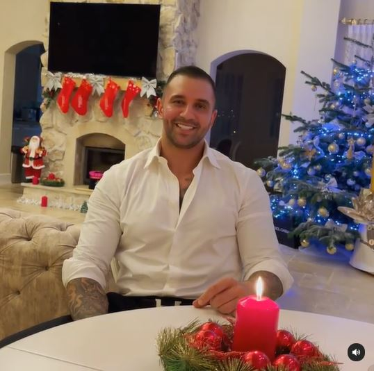 Alex Bodi a dezvăluit câte kilograme a slăbit în perioada în care a stat după gratii. În seara aceasta, el s-a revăzut, în sfârșit, cu fetița cea mare | FOTO