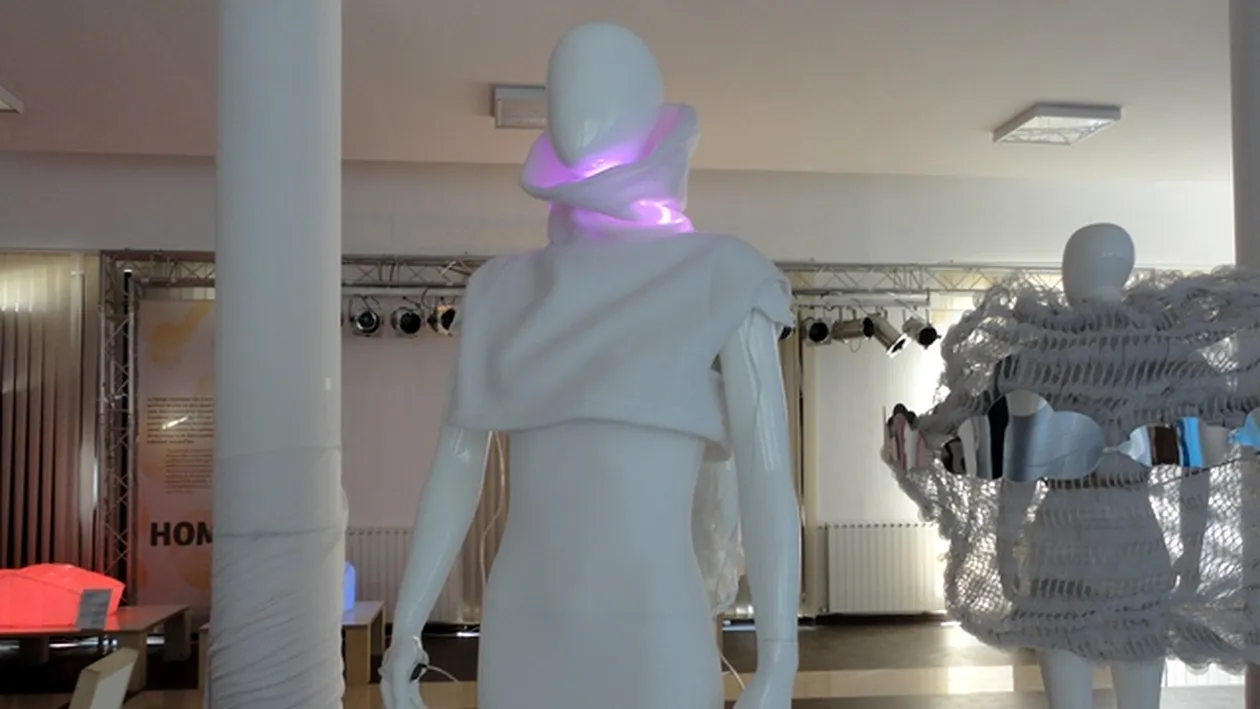 Moda evolueaza rapid! In Bucuresti gasesti puloverul care iti spune cat de relaxat esti si rochia care te imbata!