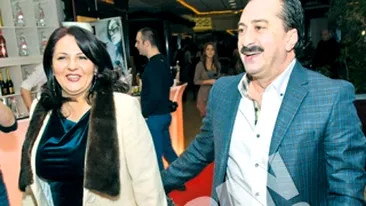 Romica Tociu nu-si lasa fiica la greu! A stat cu ochii pe ea ca pe butelie!