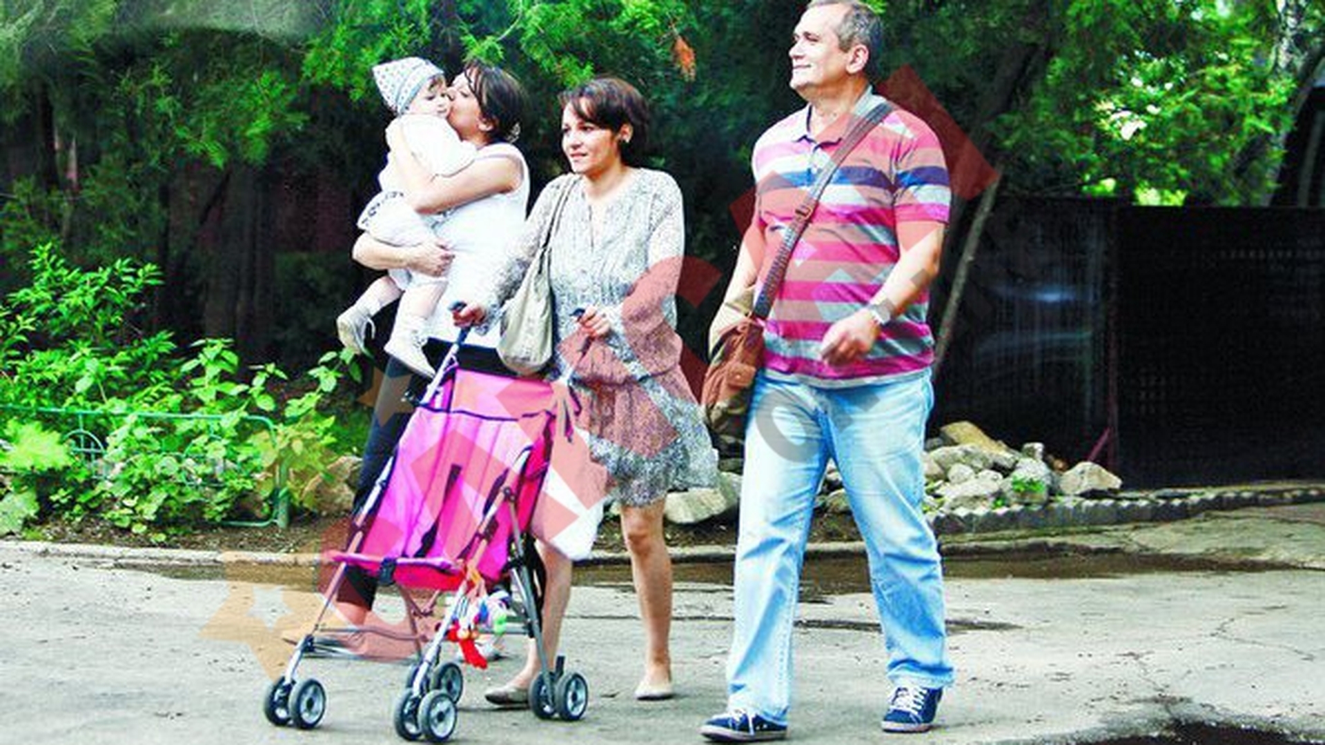 Primele fotografii cu fetita lor, Ana