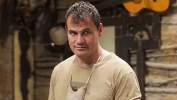 Si-a amintit de viata la ferma! Ionut Iftimoaie a ajuns la munca de jos