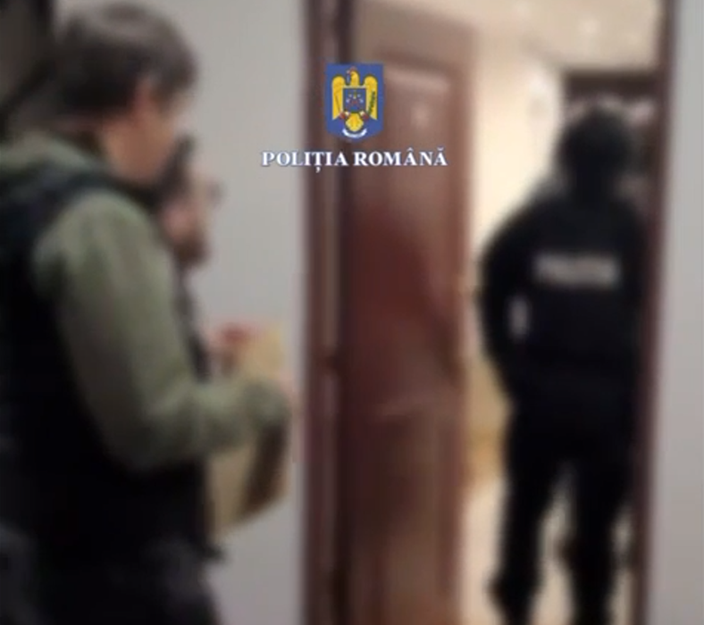 Florin Salam a fost ”săltat” de mascați/ Sursa foto: Captură video