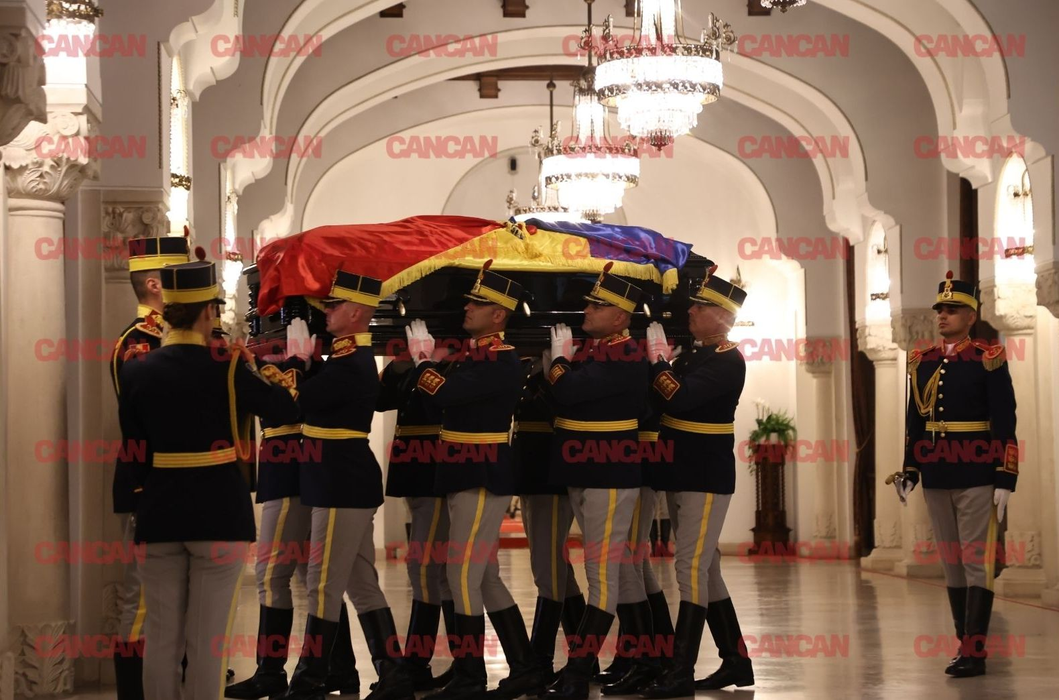 Ion Iliescu a fost înmormântat cu onoruri militare