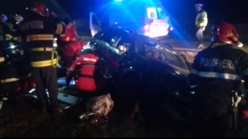 Grav accident de circulație în județul Argeș. Trei victime au fost transportate la spital