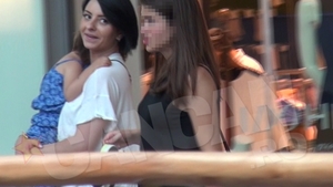 Giulia Anghelescu si-a alergat fiica pana a cazut lata. Vezi in ce ipostaza a fost surprinsa sotia lui Vlad Huidu!