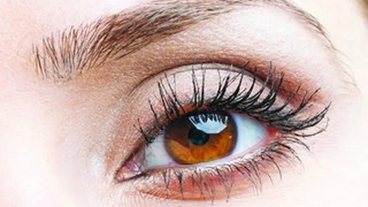 Ce facem cu bubitele albe de sub ochi?