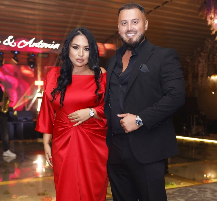 Fiica lui Adrian Mogoș a născut în timp ce Pablito se zbătea între viață și moarte. Prin ce a trecut Angelina