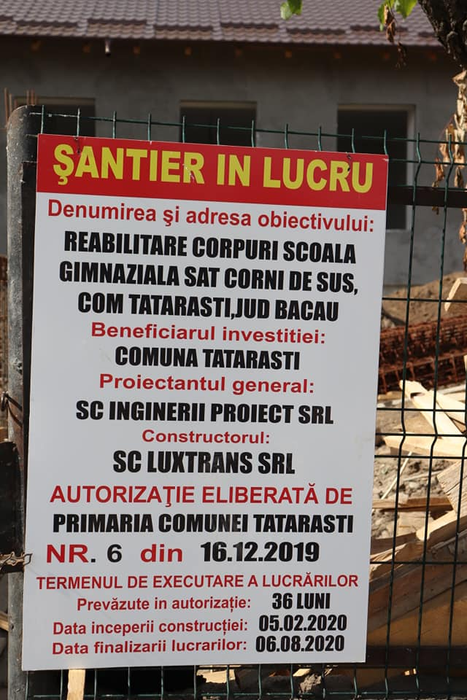 Oseminte, descoperite în timpul renovării unei școli din Bacău! Constructorii au ignorat descoperirea și nu au sistat lucrarea