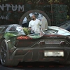 Alex Bodi, strâns cu ușa, la propriu! Și-a parcat cu greu Lamborghini-ul Aventador