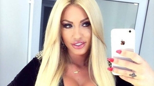 Loredana Chivu, fara sutien! Fanii au fost oripilati! "Doamne fereste cum arata..."