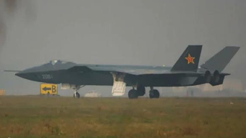 VIDEO China se lauda cu primul avion intr-adevar invizibil!