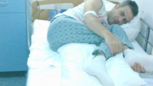 Constantin are nevoie de ajutor! Este paralizat și suferă de dureri insuportabile! Bărbatul nu își poate permite să-și cumpere aparatul care l-ar scăpa de chinuri: „Nu mă mai pot bucura de viață!”