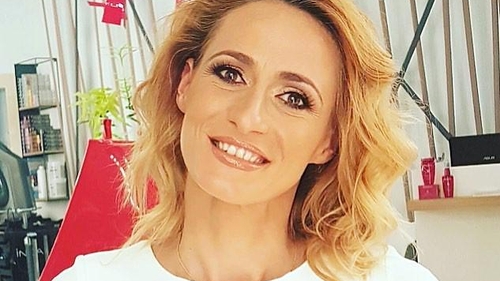 Camelia Potec a fost jefuită! Hoții i-au vandalizat mașina: „Mi-au furat doar o parte din bagaje”