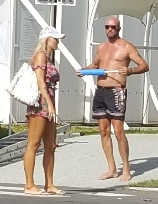 Zenga are o siluetă de invidiat şi e mai "conturat" chiar şi decât Gianluca Vacchi