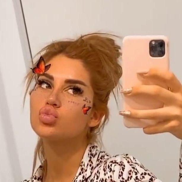 Bia Khalifa face furori pe OnlyFans