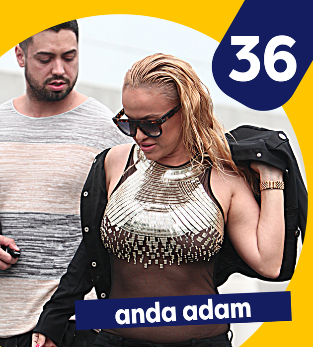 Top 40 sexy-vedete care nu poartă sutien pe stradă