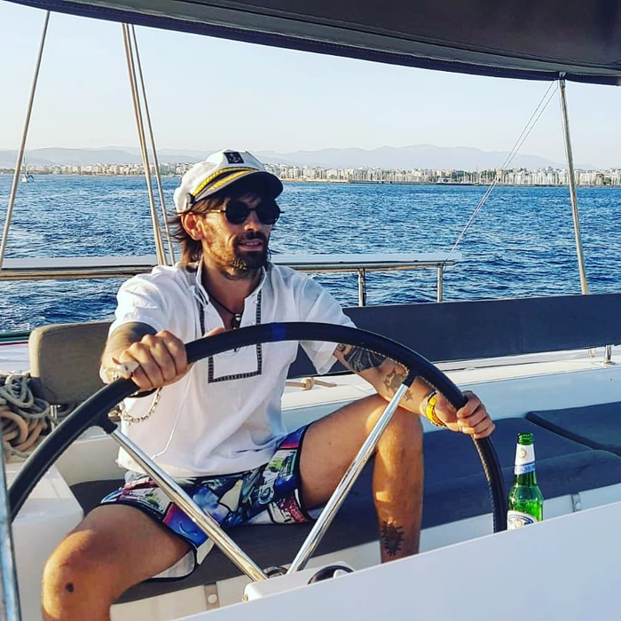 Dj Pagal și-a revenit din comă! E transfigurat după accidentul din Ibiza: „După o săptămână de comă și 5 operații”