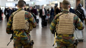 Alertă cu bombă la metroul din Paris, înaintea meciului Franţa – România!