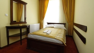 Cazare de coșmar pentru un turist într-un hotel de 3 stele din Sibiu: "Când am cerut prosoape, am primit un răspuns incredibil"