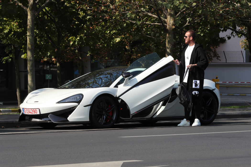 170.000 de euro a plătit Denis Alibec pe super bolidul McLaren