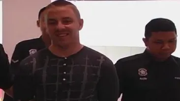 Apel DISPERAT al tatalui tanarului condamnat la moarte in Malaezia:Ajutati-ma sa il strang in brate pentru ultima data