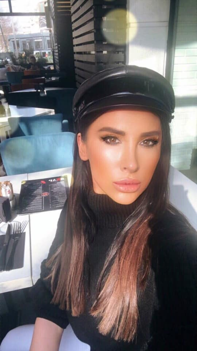 Cătălin Cazacu și-a asumat, în sfârșit, relația! Cine este bomba-sexy care i-a furat inima. FOTO